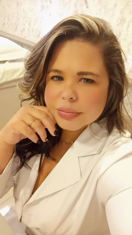 Sábado quente venha desfrutar de uma deliciosa massagem comigo venha 