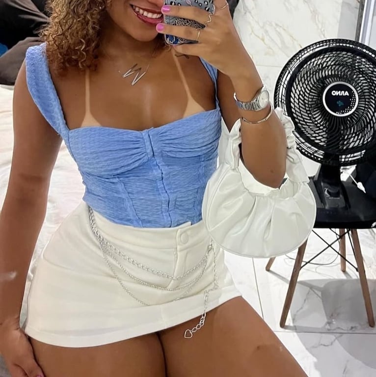Eduarda Massagem sensual em