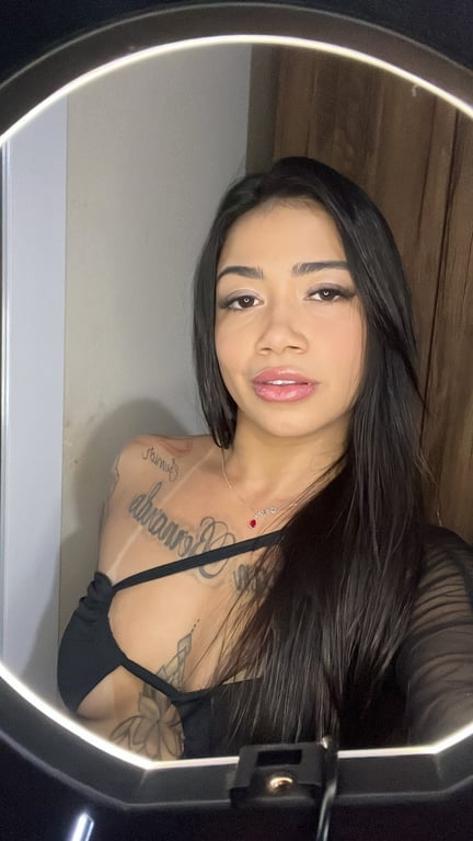 Mirela - Massoterapeuta cuidado e conexão 