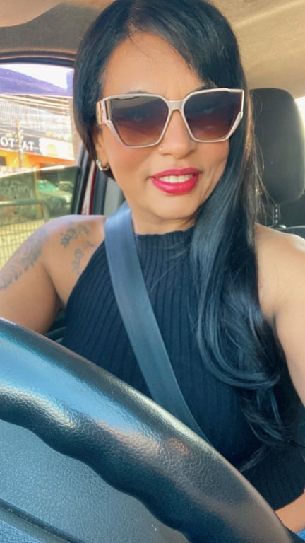 Bianca Massagens, Depilação Sobrancelhas