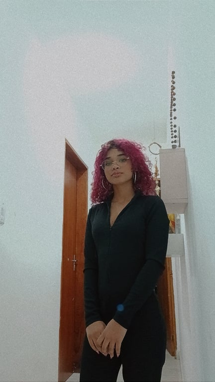  Massoterapeuta Brenda lohana Massagem tântrica