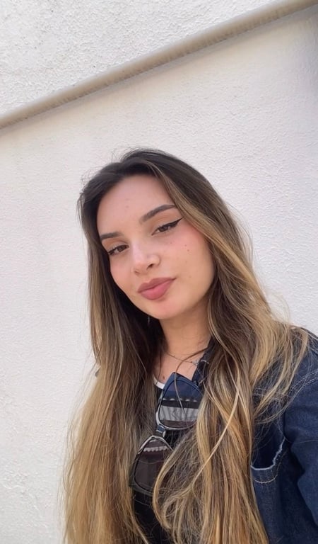 Juliana - Massoterapeuta Massagem tântrica em