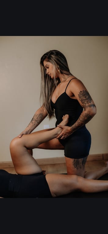 Conexão Profunda & Experiência Sensorial Única Massagem em