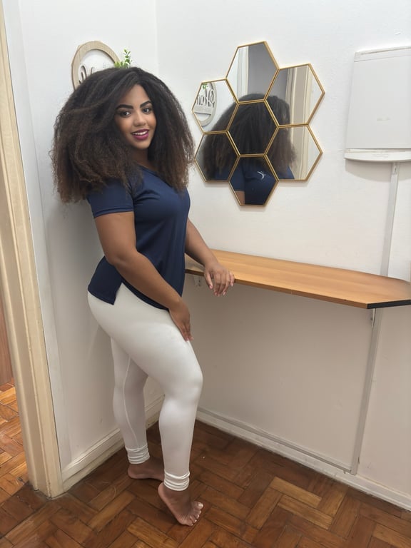 Júlia baiana com toques suaves e sensíveis.