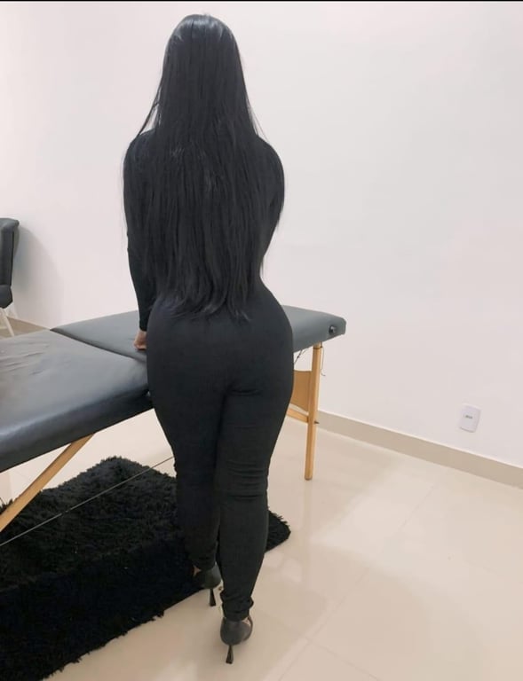 Sarah massagista experiente! Massagem nuru