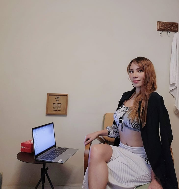 Amanda Lima - Terapeuta Tântrica Especialista em Bem Estar Masculino Massagem