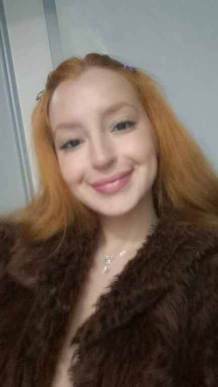 Kyara - Massagem erótica, deslizamentos corporais! Massagem nuru em