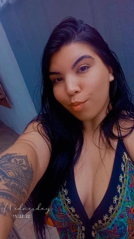 Alana Moreira Massoterapeuta - Especialista em Massagem Sensual Massagem tântrica
