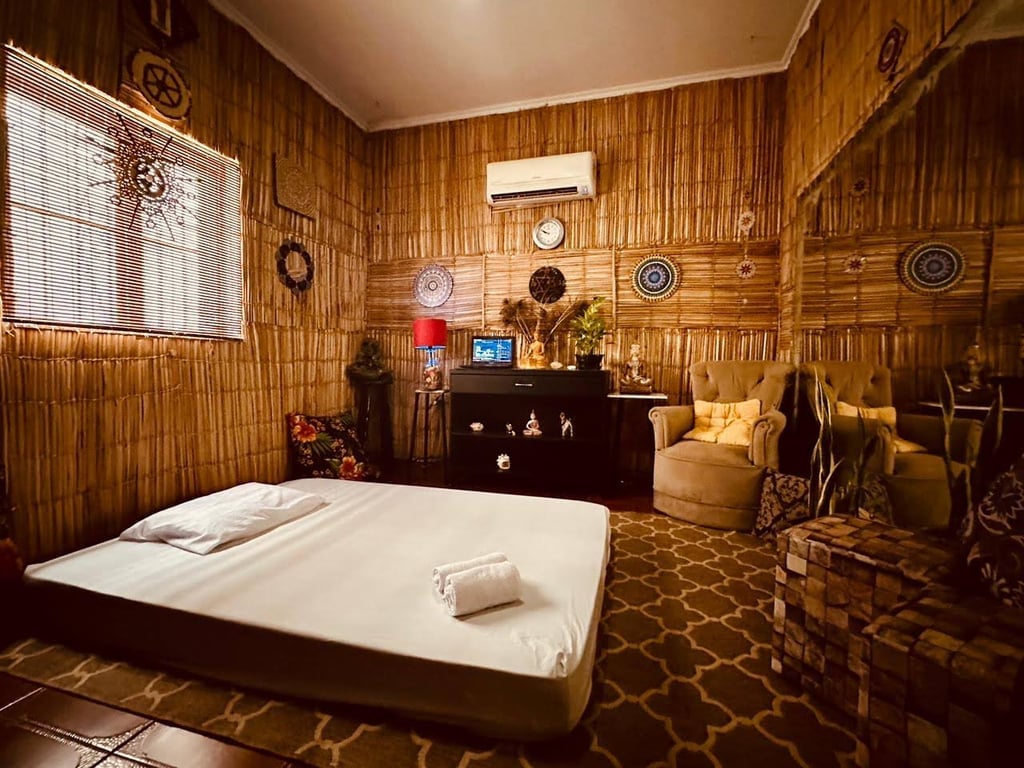 Rosana Carvalho especialista em Massagem tântrica e Terapêutica Massagem