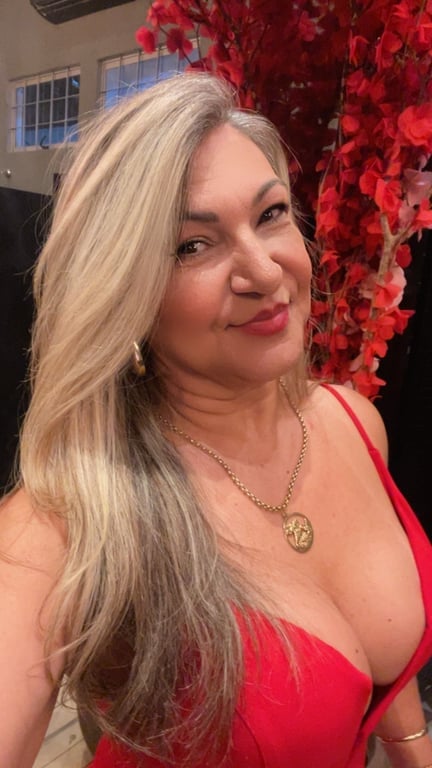 Massagem Tântrica relaxamento profundo.