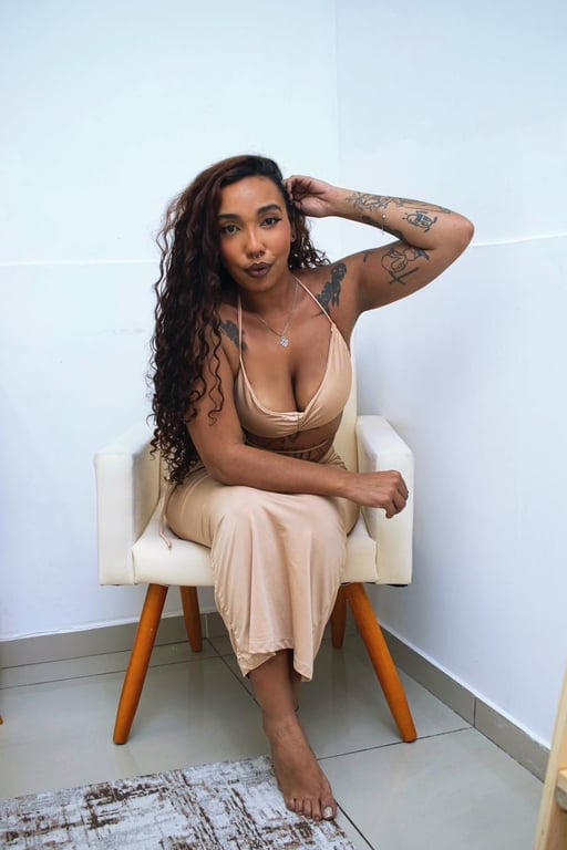 Anne Massagista, especialista em Noru Mutua Massagem tântrica em