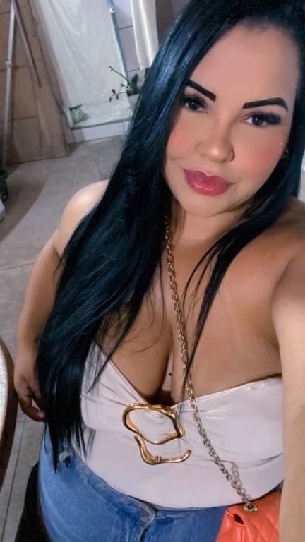Jè - Morena Plus Size Massagem Massagem