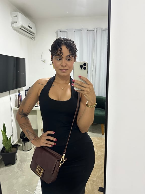Iris Alves Massoterapeuta - Massagem Sensual Massagem sensual