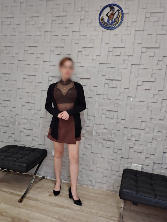 Ellia sua massagista Erotica e Tântrica Massagem