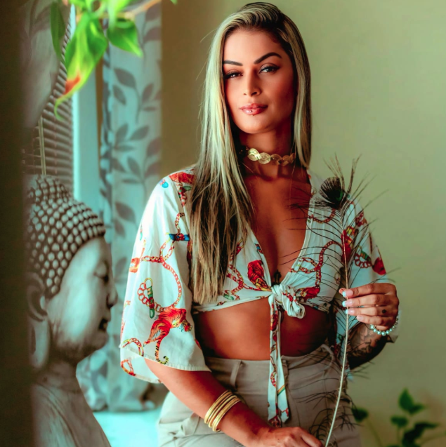 Atendimento com tantra magnética e sessão 4 mãos Massagem tântrica em