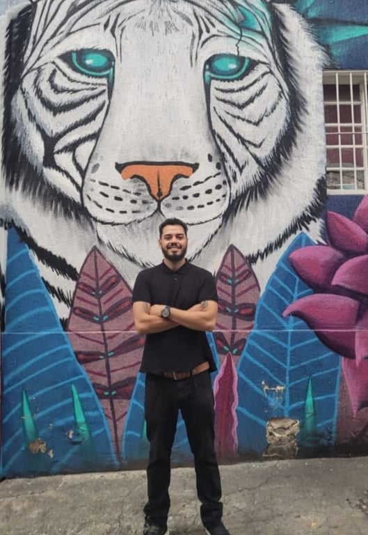 Felipe - Terapeuta Tântrico e Energético Massagem nuru em