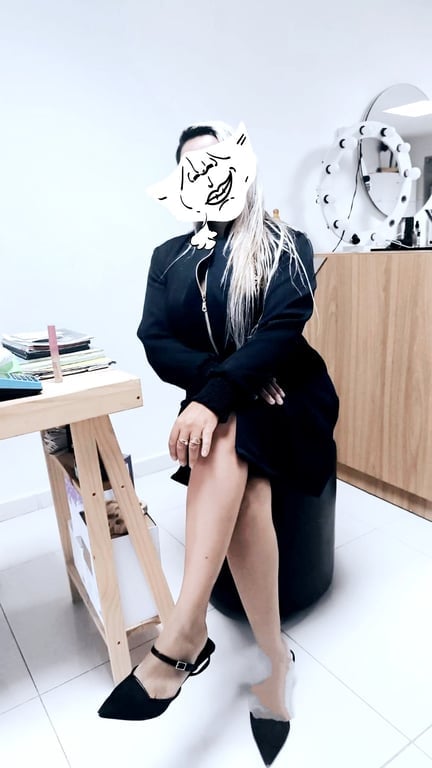 Sabrina Vieira Massoterapeuta -especialista em Nuru Massagem