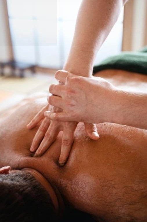 SESSÕES DE RELAXAMENTO MENTAL E CORPORAL Massagem