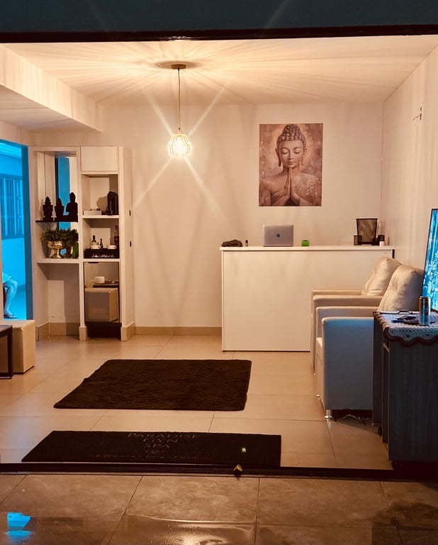 Paradise Gyn spa Massagem