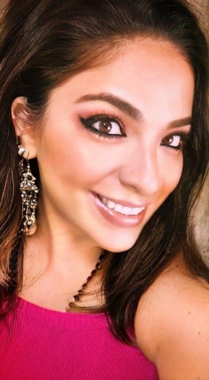 Jhanna Massoterapia - Massagem Vivência & Nuru. Massagista em