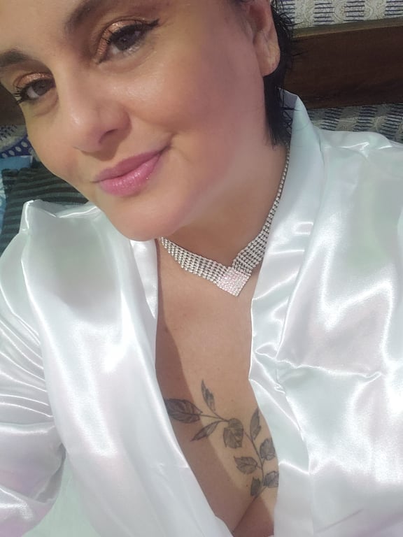 Carol Massoterapia – Atendimento Especial Leia o Anúncio Todo Massagem nuru