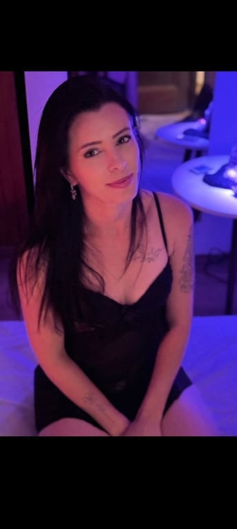 Nanda, especialista em massagem tântrica. 