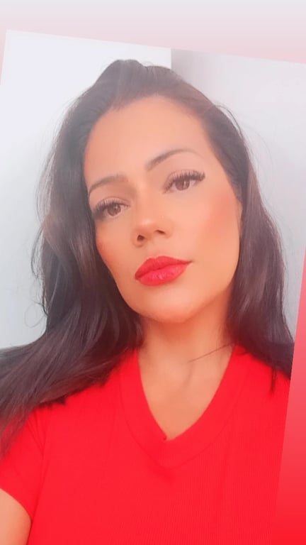 Dany Souza Massoterapeuta - Massagem Tântrica e Naturalista Massagem sensual em