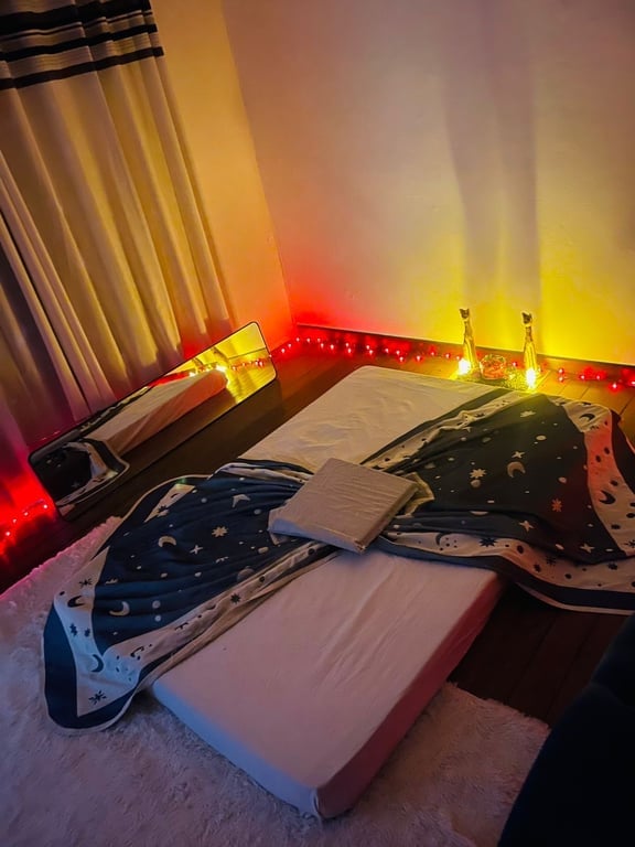EXPERIÊNCIA ÚNICA Atendimento particular, especialista em massoterapia Massagista
