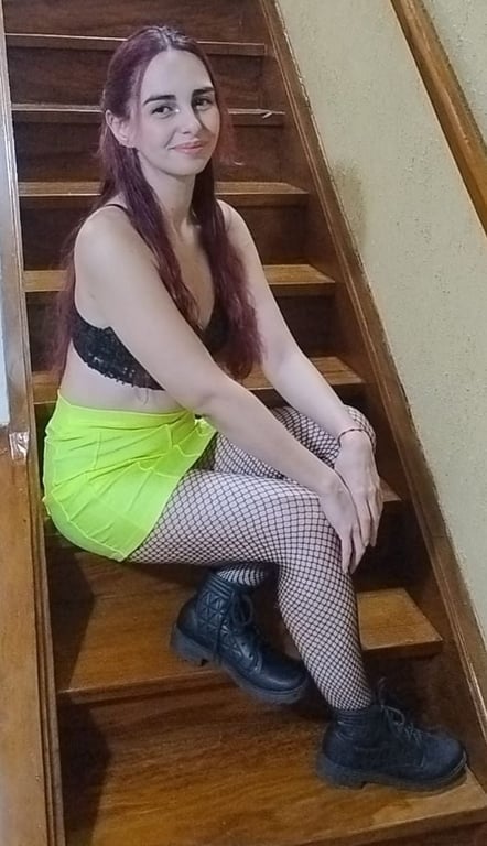 Maya Massoterapeuta Sensual - Nuru e Tantrica