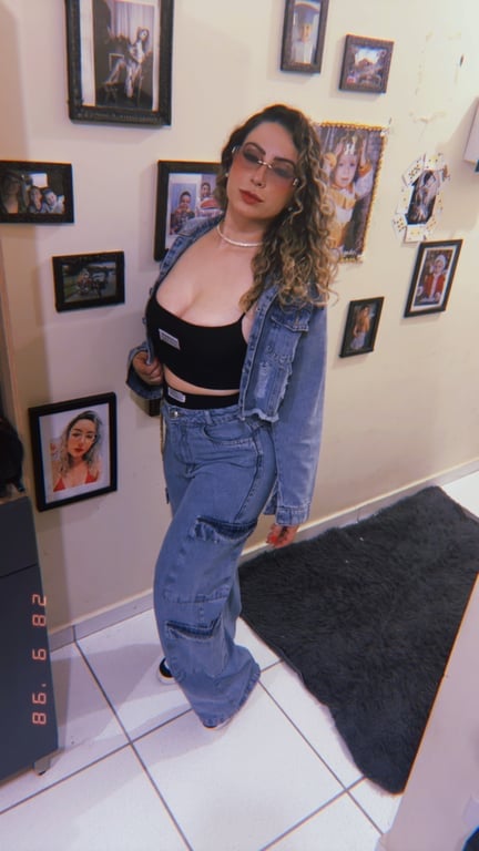 Alice Ferraz venha para meu mundo das massagens.