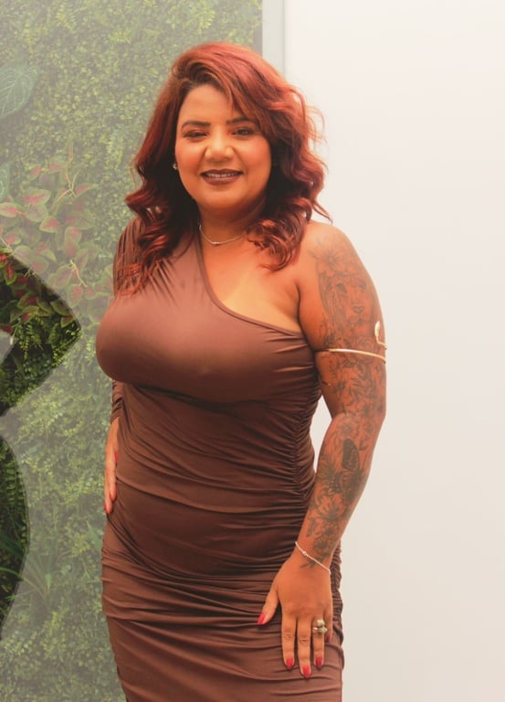 Sarah Narah - Tântrica, Especialista em Nuru, Shibari e Dominação