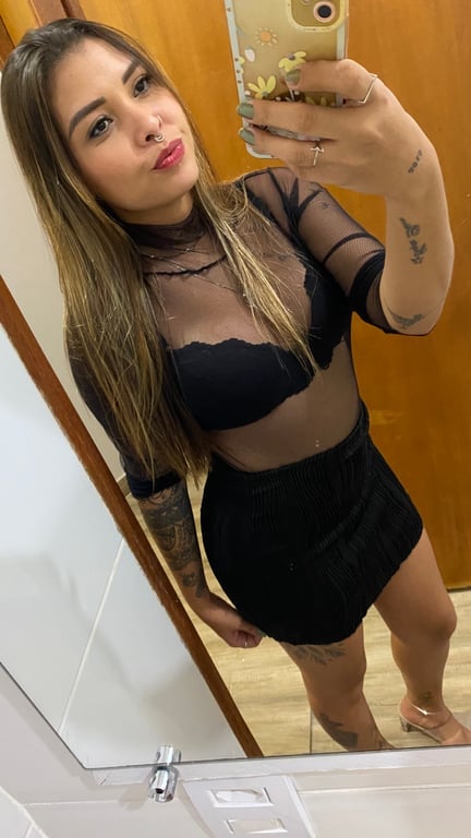 Prazer, Nyna! Especialista em massagem masculina! Massagem