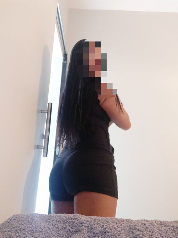 Cuide - se !! Você merece Massoterapia Depilação Massagem
