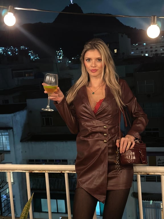 Aysha Massoterapeuta - Massagem Holística 
