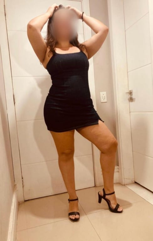 Luana - Uma companhia perfeita para muitos momentos de prazer. Massagem tântrica em