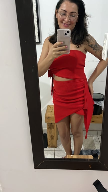 Jenna Terapeuta viver com massagem é viver melhor Massagista