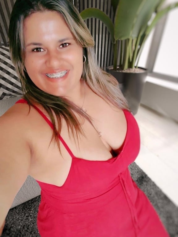  Vanessa Massoterapeuta - Massagens Relaxante, Nuru e Tântrica Massagem tântrica