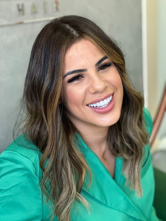 Mary, a tatuada. Massoterapeuta, simpática e sempre sorridente. Haha Massagem