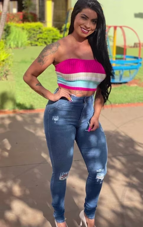 Nicole massagem envolvente e inesquecível Massagem tântrica em