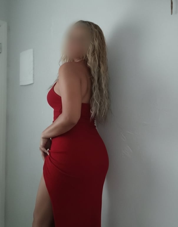 Terapeuta nova na cidade, curta temporada. 