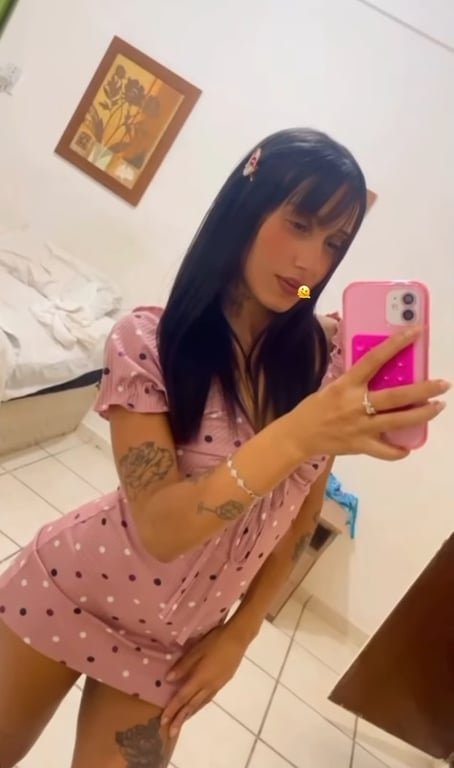 Jade Navarro Massoterapia e Vivências Tântricas Conscientes Massagem nuru