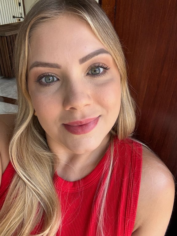 Laura Massoterapeuta Massagem Relaxante e Massagem Nuru Massagem nuru