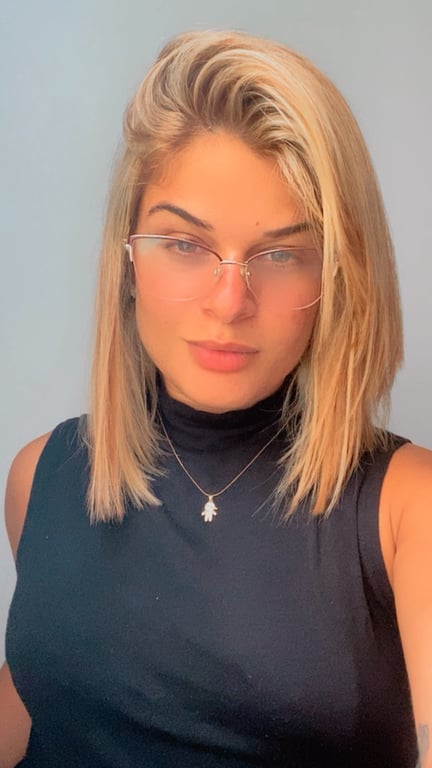 Terapeuta Lawanda Andrade - Massagens Massagem sensual em