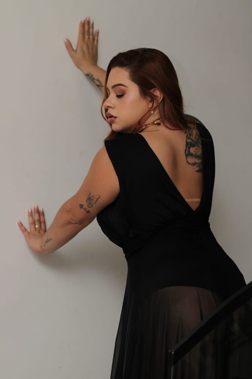 Terapeuta Alice Fiore Carinhosa / Atenciosa. Massagista em