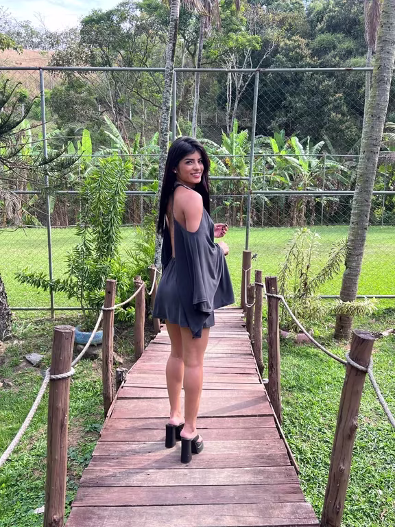 Jéssica Oliver | Terapias Corporais e Massagens em Copacabana Massagem tântrica
