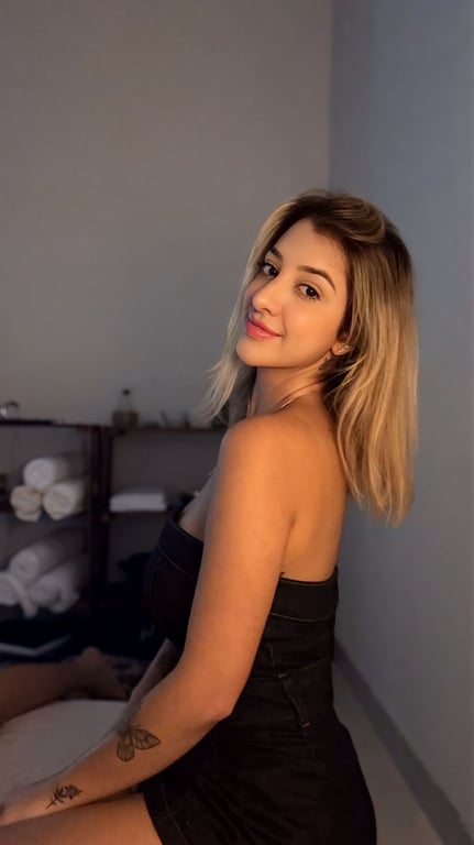 Gaby Terapeuta terapeuta tântrica Massagem