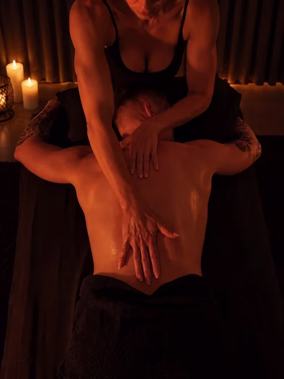 Massagem Tântrica *Você conhece tudo que seu corpo é capaz de sentir ? Massagem