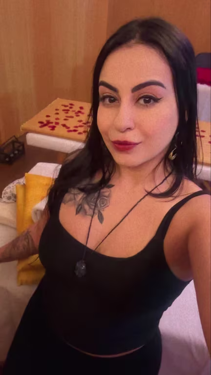 Laysa Shukraa Massagem Tântrica e Nuru GUARULHOS Massagem tântrica em