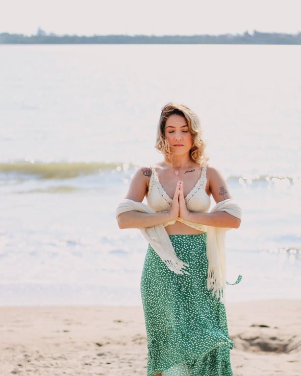 Camila Sá Terapeuta Tântrica e Corporal Massagem nuru