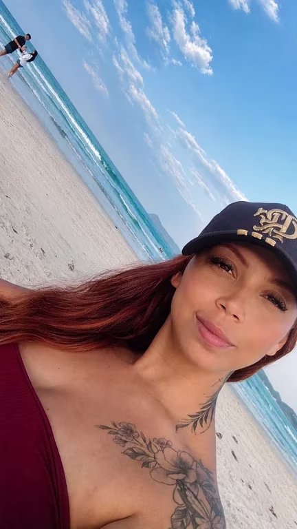 Luana Valle Massagem | Feminina, discreta e cheia de personalidade Massagem tântrica em